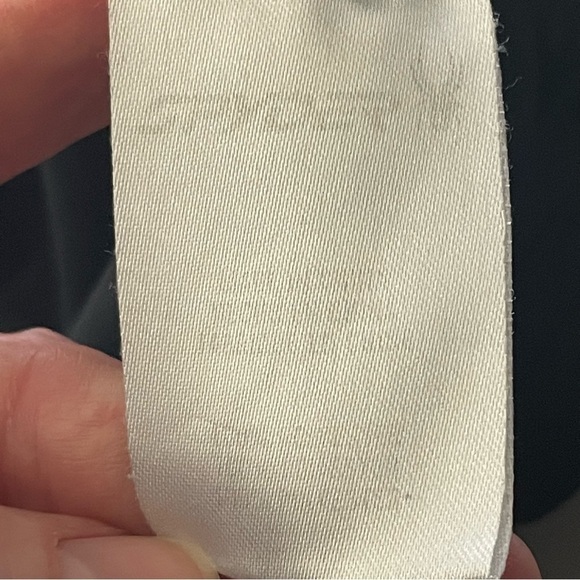 Spyder Long Sleeve Crewneck T-Shirt  Estimated Size: Men’s Medium (No Tag) - Picture 5 of 7